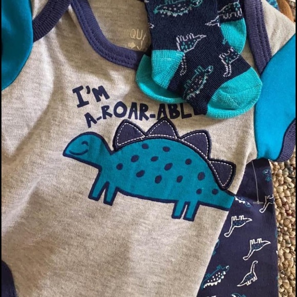 Baby Boys Clothing Bundle - Picture 6 of 9